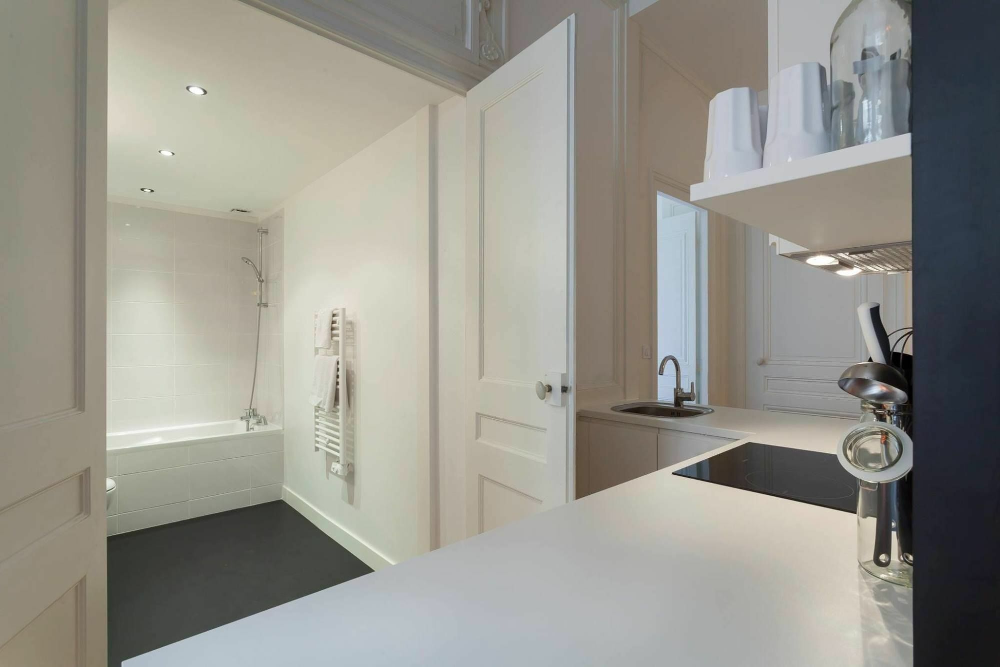 Like Home - Le Parc Lyon Bagian luar foto